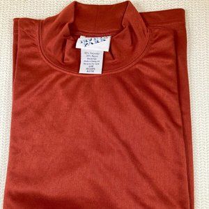 IrvinePark_Men's Turtleneck_Short Sleeve Shirt_Color:Red_Polyester_Used but good
